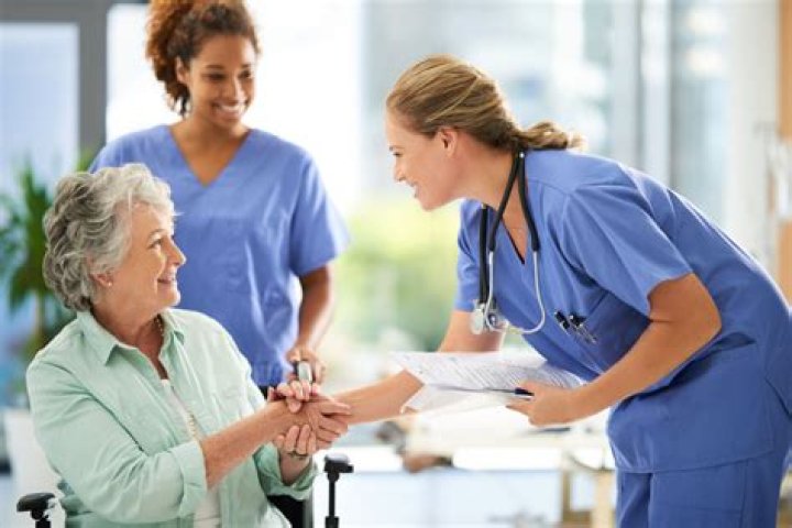 Can patients take photos of nurses?