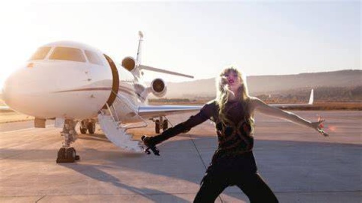 Does Davido owns a private jet?