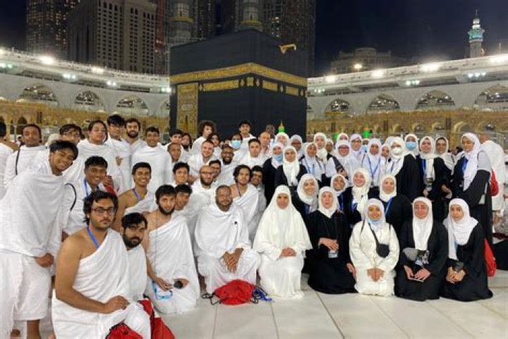 Does Saudi Arabia profit from Hajj?