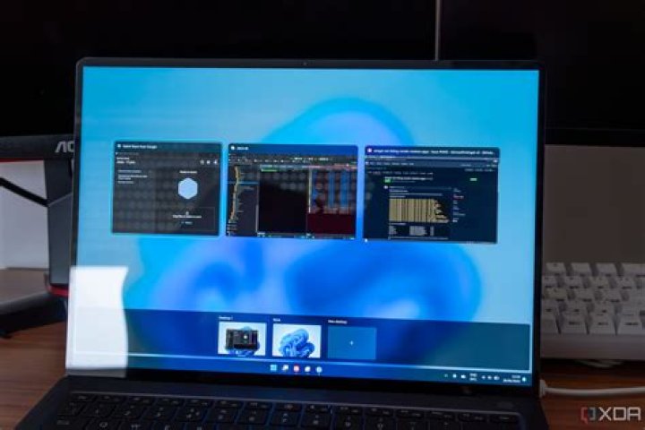 How do I get Windows 10 to recognize two monitors?
