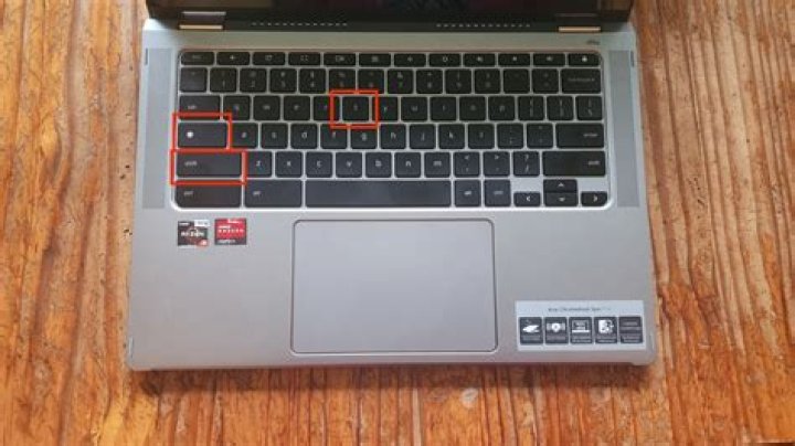 How do you change the keyboard on a Chromebook?