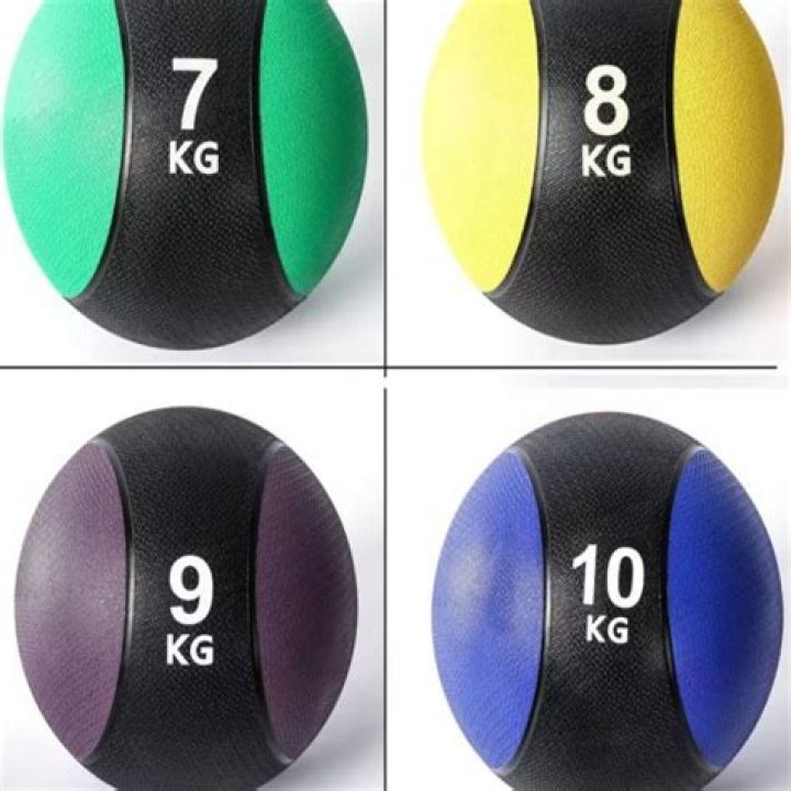 How heavy is a medicine ball Army?