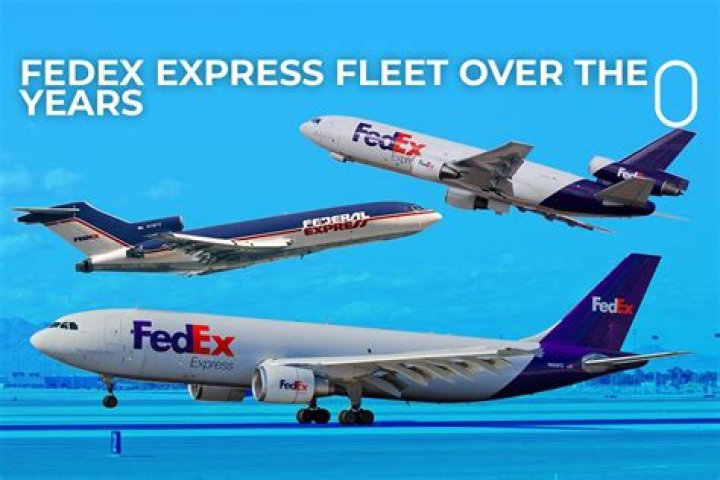 How many FedEx planes fly in a day?