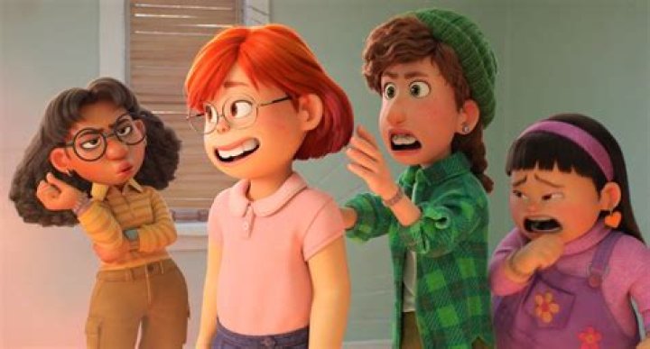 How old is Mei in Turning Red?