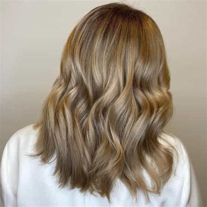 How rare is natural dirty blonde hair?