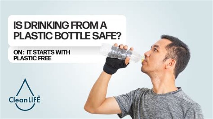 Is it safe to drink hot water from glass bottles?