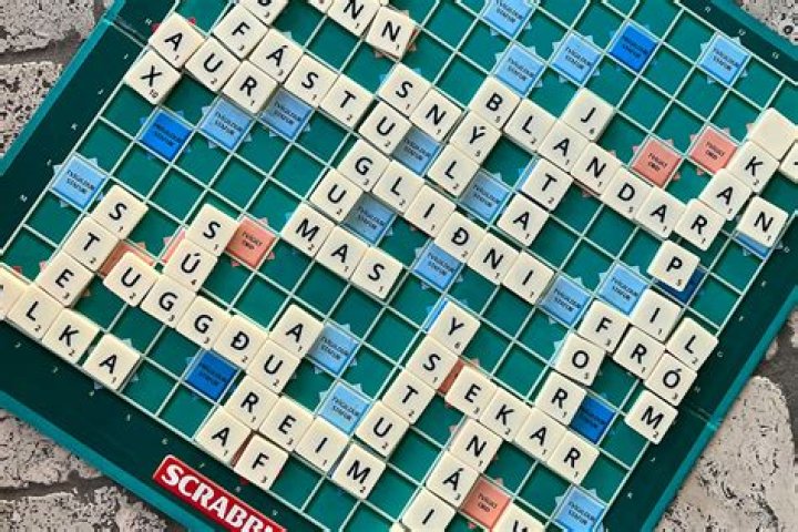 Is Pater a scrabble word?