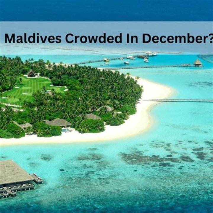 Is Philippines better than Maldives?