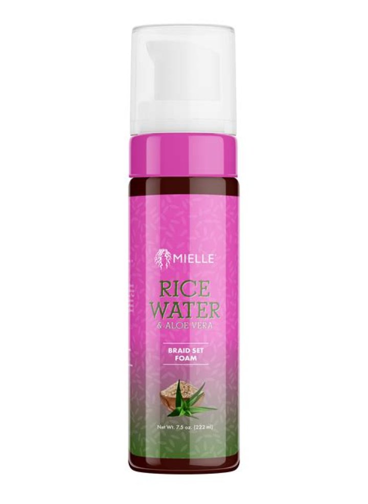 Is rose water and aloe vera good for hair?