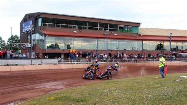 Is Speedway being rebranded as 7 11?