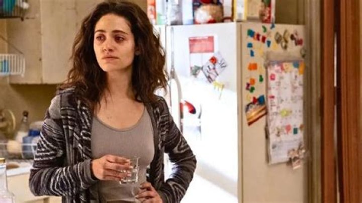 Who did Fiona date in Shameless?