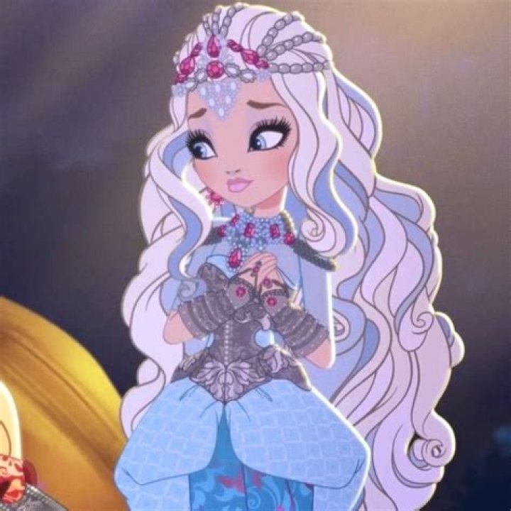 Who is ashlyns mom in Ever After High?