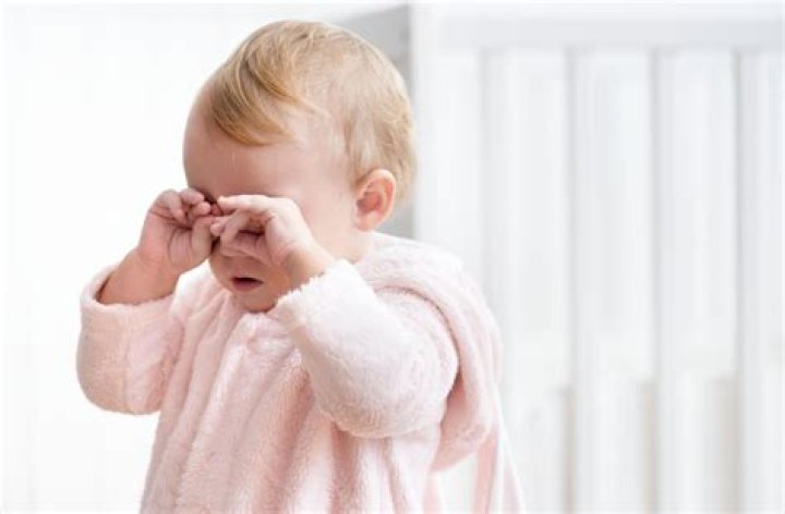 Why do I rub my eyes when I'm sleepy?