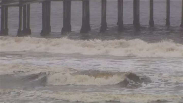 Why is the ocean brown California?
